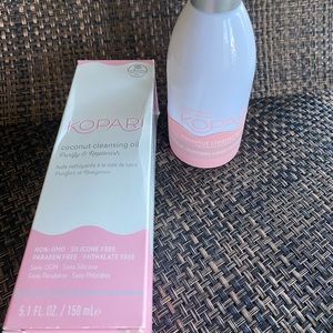 Kopari Coconut Cleansing Oil